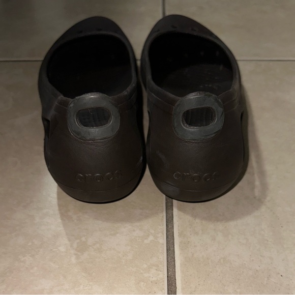 Brown crocs for women - Picture 2 of 5